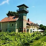 Beaumanoir Small Luxury Boutique Hotel 5*