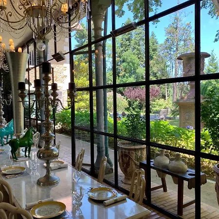 Otel Beaumanoir Small Luxury Boutique