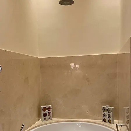 فندق Beaumanoir Small Luxury Boutique بياريتز
